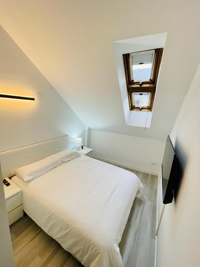 El Atico Nuevo En El Centro Con Ascensor, Garaje, Aire Acondicionado Y Wifi Apartment บีเอสกัส ภายนอก รูปภาพ